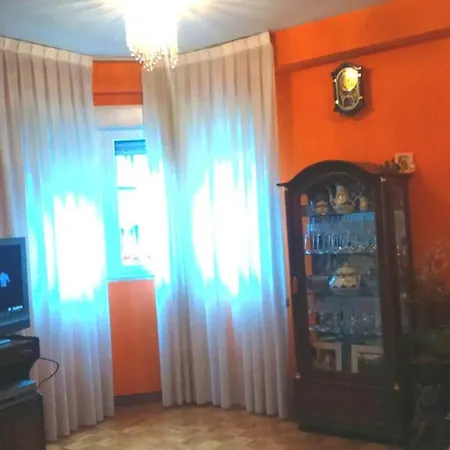 With One Bedroom In With Wifi 1 Km From The Beach * ヒホン